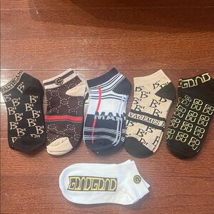 Women’s six designer Patterned Ankle Socks - Multi-Color Pack